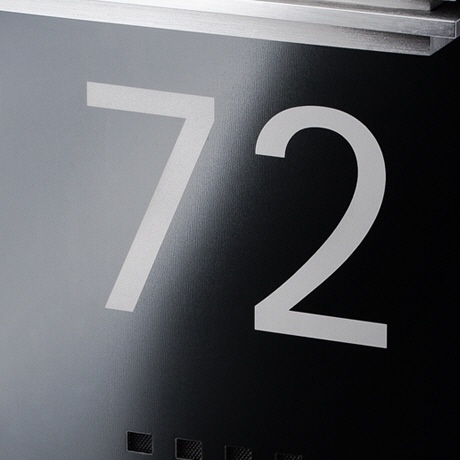 Stainless steel doorbell stele DESIGNER ST-R in titanium look Stainless steel doorbell stele DESIGNER ST-R in titanium look