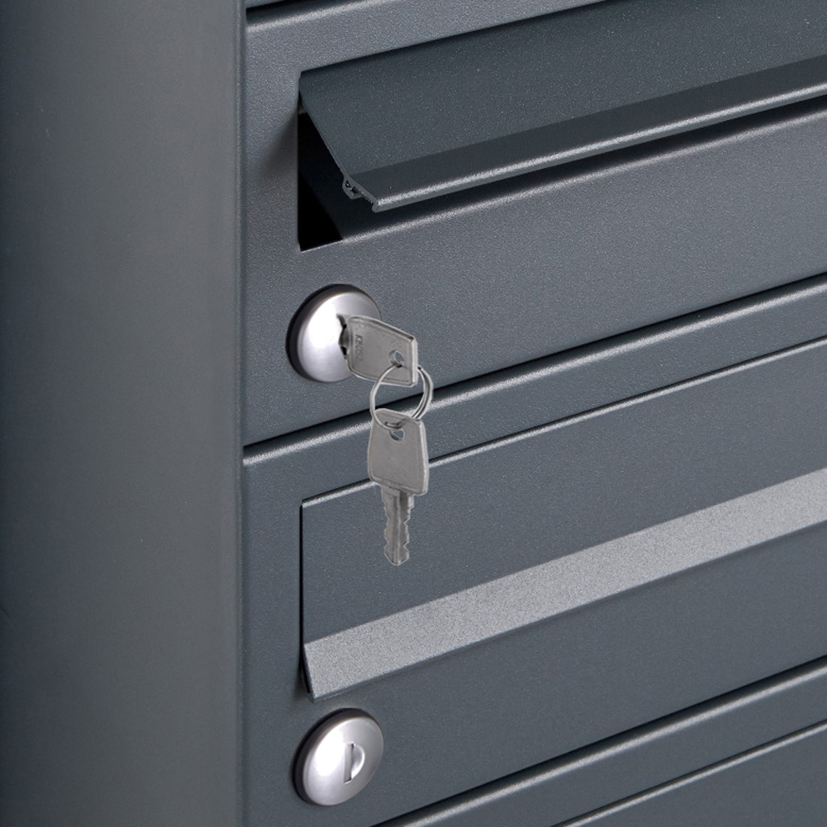 4er 2x2 Edelstahl Briefkastenanlage freistehend Design BASIC Plus 385XP ST-T - RAL nach Wahl 4er 2x2 Edelstahl Briefkastenanlage freistehend Design BASIC Plus 385XP ST-T - RAL nach Wahl