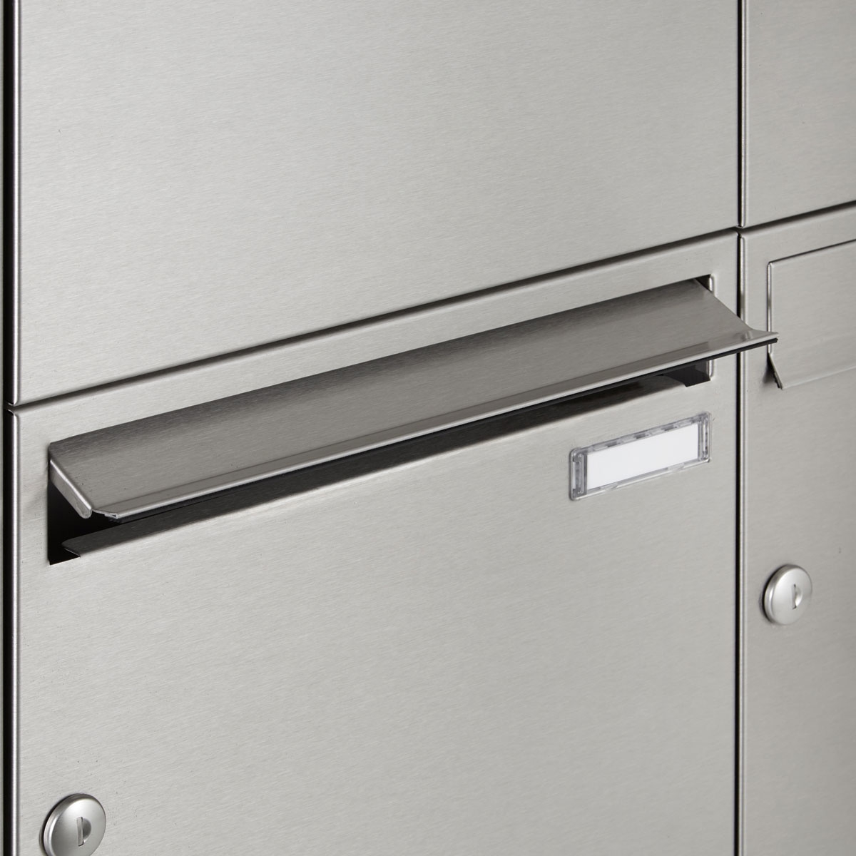 3-piece stainless steel surface-mounted letterbox design BASIC 382A AP with closed newspaper compartment 3-piece stainless steel surface-mounted letterbox design BASIC 382A AP with closed newspaper compartment