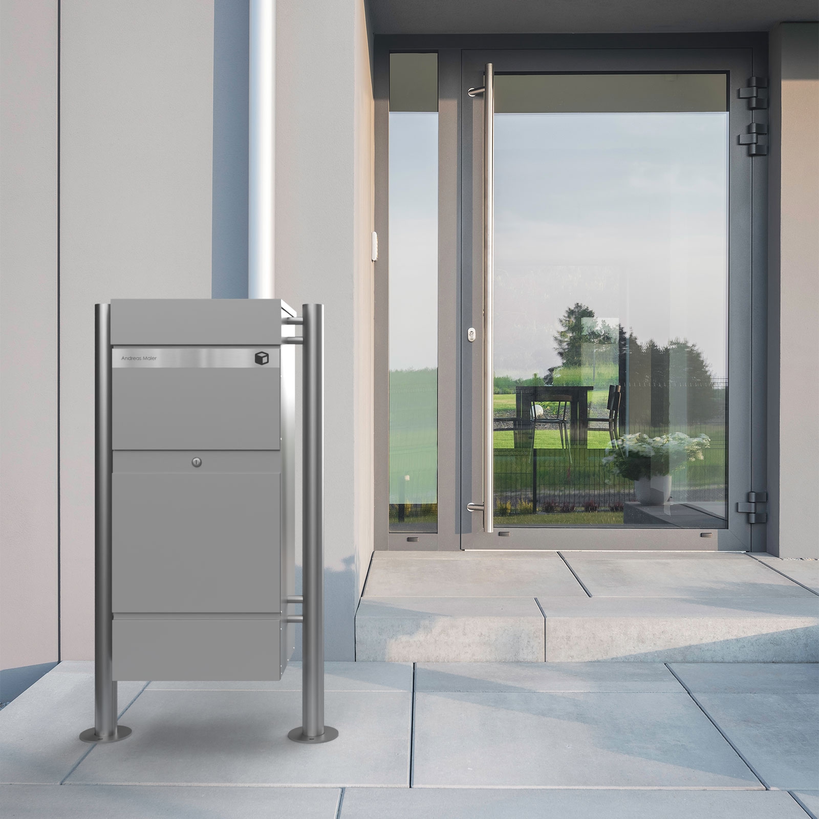 Freestanding parcel letter box KLEIST Edition ST-R - Design Elegance 2 - RAL 9007 grey aluminium Freestanding parcel letter box KLEIST Edition ST-R - Design Elegance 2 - RAL 9007 grey aluminium