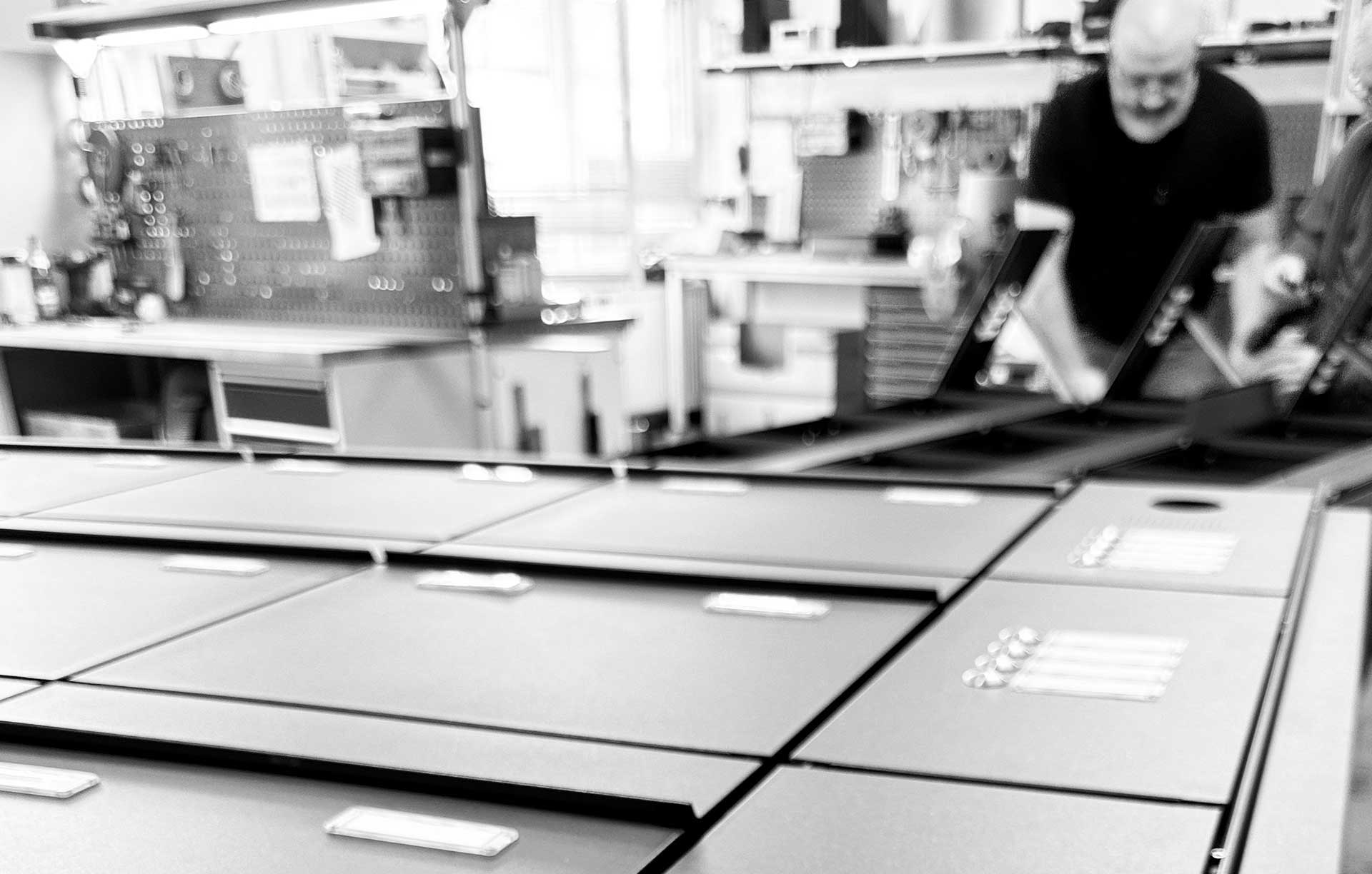 briefkasten-manufaktur-fertigung-briefkastenanlage-2 briefkasten-manufaktur-fertigung-briefkastenanlage-2