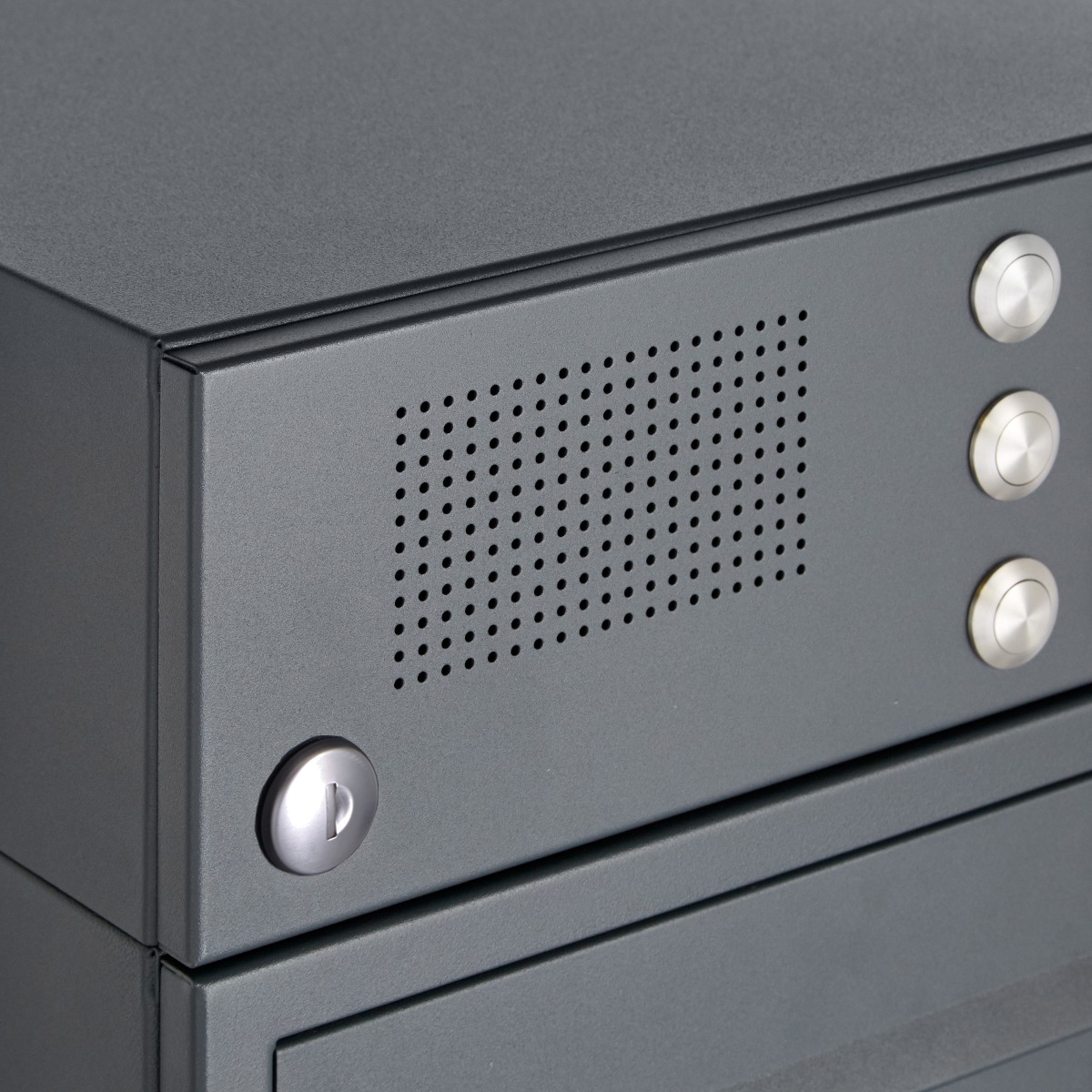 1 surface-mounted letterbox Design BASIC 385A-VA AP with bell box - RAL of your choice 1 surface-mounted letterbox Design BASIC 385A-VA AP with bell box - RAL of your choice