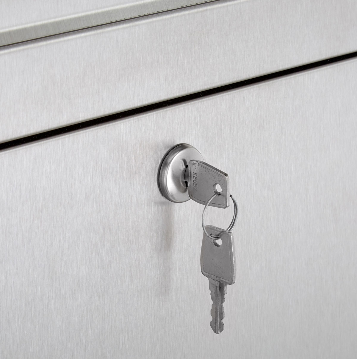 Stainless steel flush-mounted letterbox BASIC Plus 382XU UP with bell box & newspaper compartment Stainless steel flush-mounted letterbox BASIC Plus 382XU UP with bell box & newspaper compartment