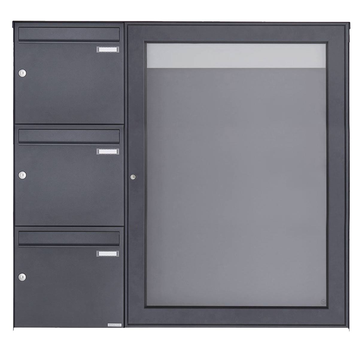 3er Aufputz Briefkasten mit Schaukasten BASIC Plus 389XA AP - 710x990 - RAL nach Wahl 3er Aufputz Briefkasten mit Schaukasten BASIC Plus 389XA AP - 710x990 - RAL nach Wahl