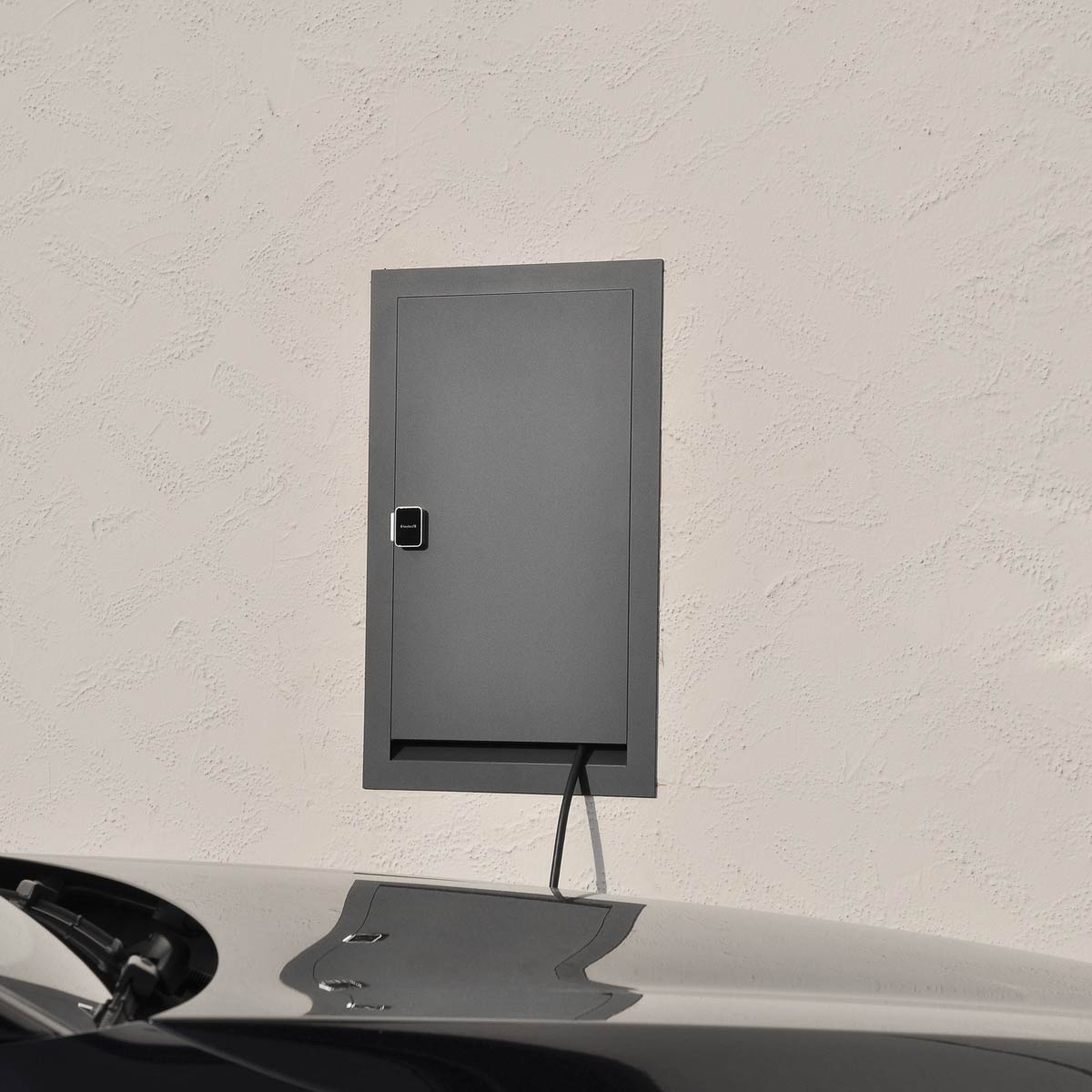 Wallbox Close BASIC Charge 1 - 11kW/16A con cable de carga tipo 2 Wallbox Close BASIC Charge 1 - 11kW/16A con cable de carga tipo 2