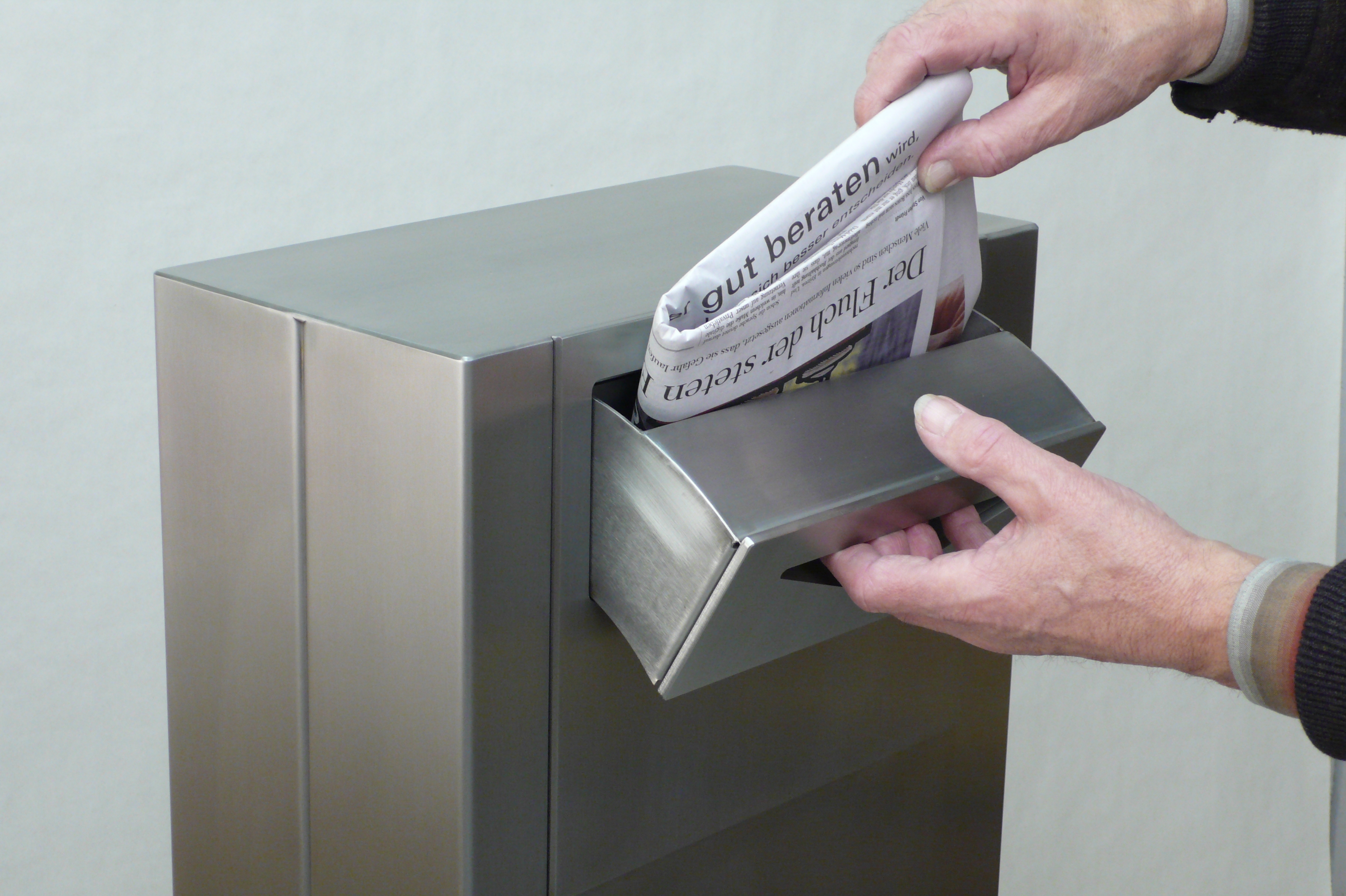 Security pedestal letterbox with airlock technology type 170 - polished stainless steel Security pedestal letterbox with airlock technology type 170 - polished stainless steel