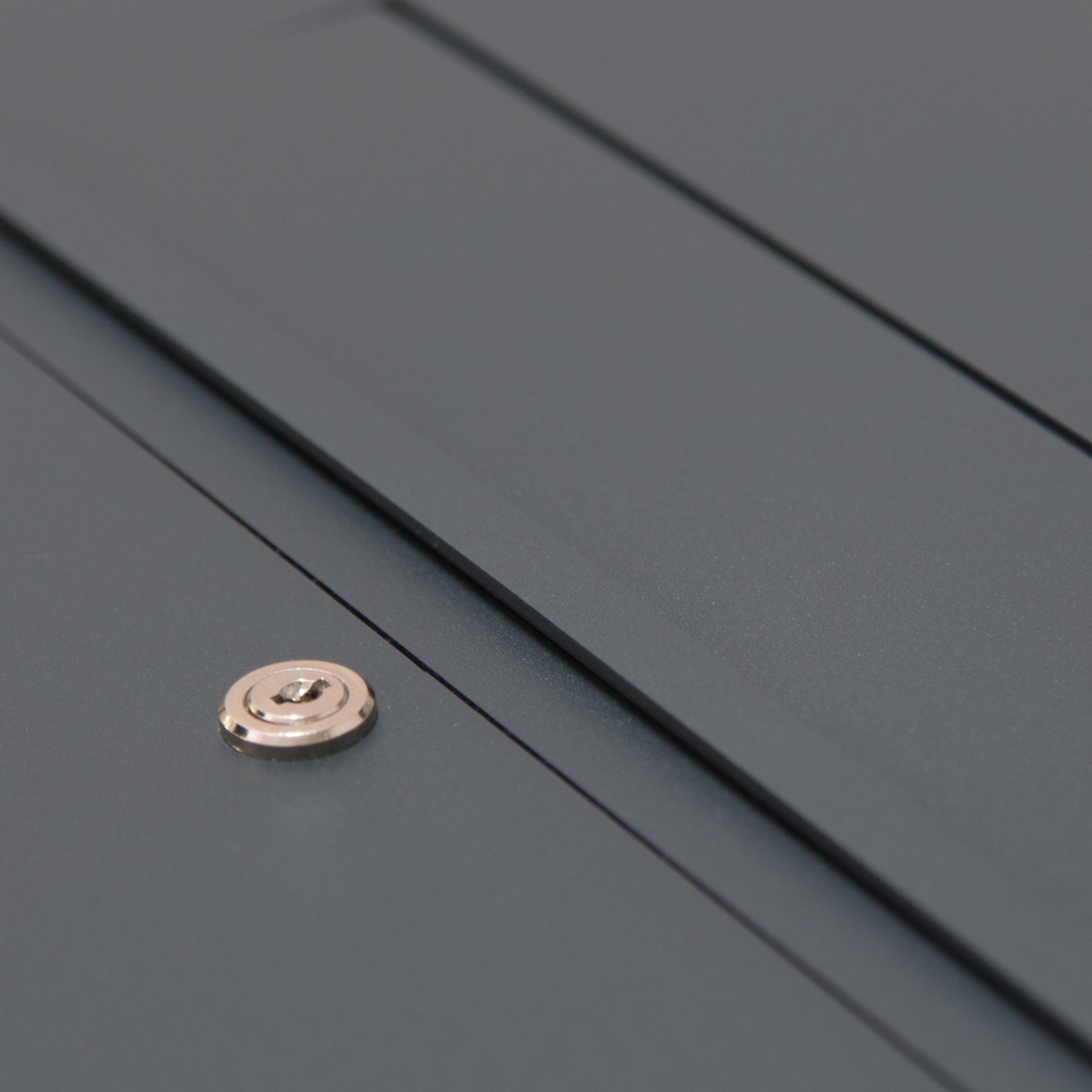Cassetta per le lettere in acciaio inox Designer BIG HL-B con numero civico, retroilluminata - RAL a scelta - INDIVIDUALE