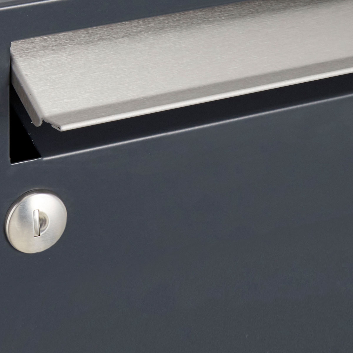 1 free-standing letterbox system Design BASIC Plus 385XP ST-T - stainless steel RAL of your choice