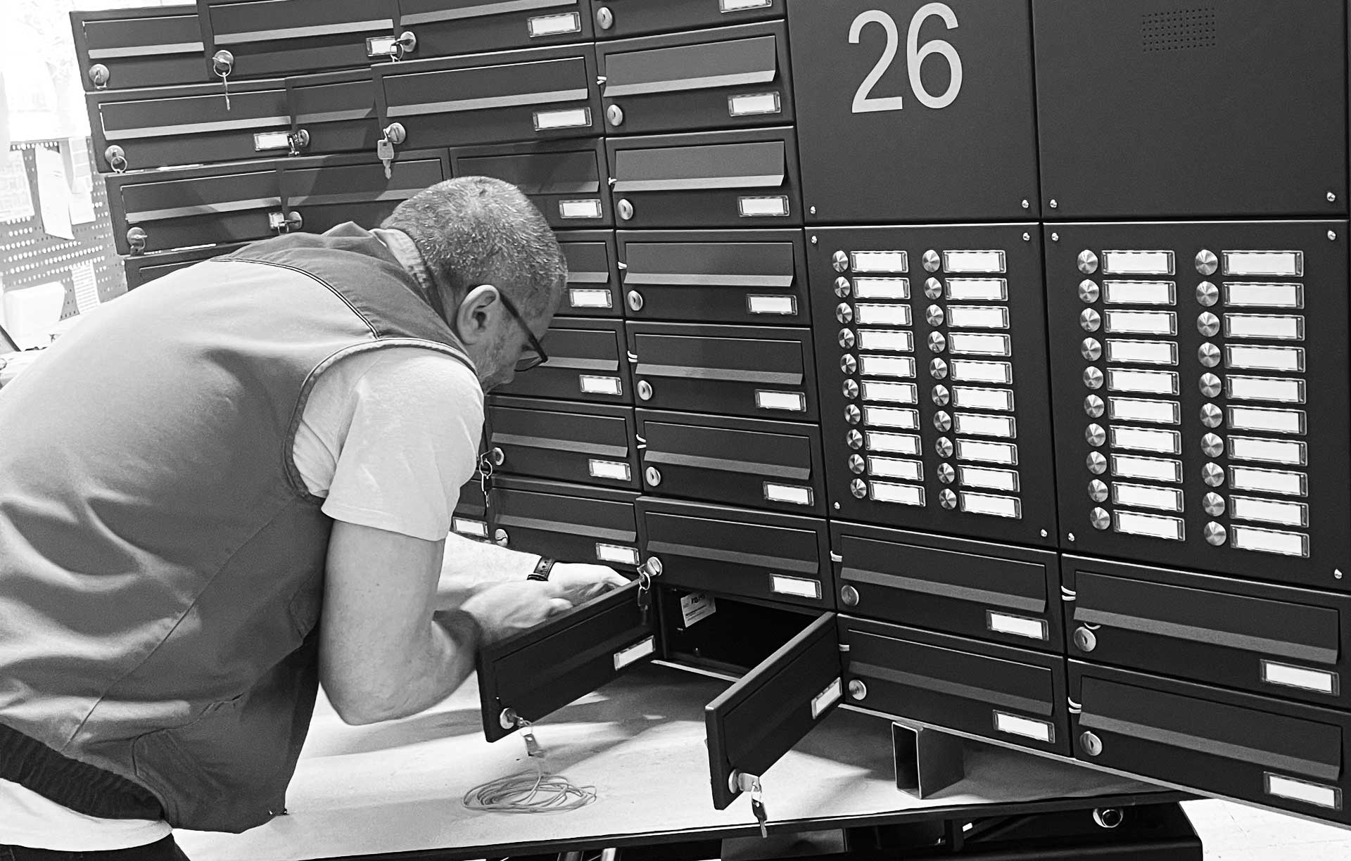 briefkasten-manufaktur-fertigung-briefkastenanlage briefkasten-manufaktur-fertigung-briefkastenanlage