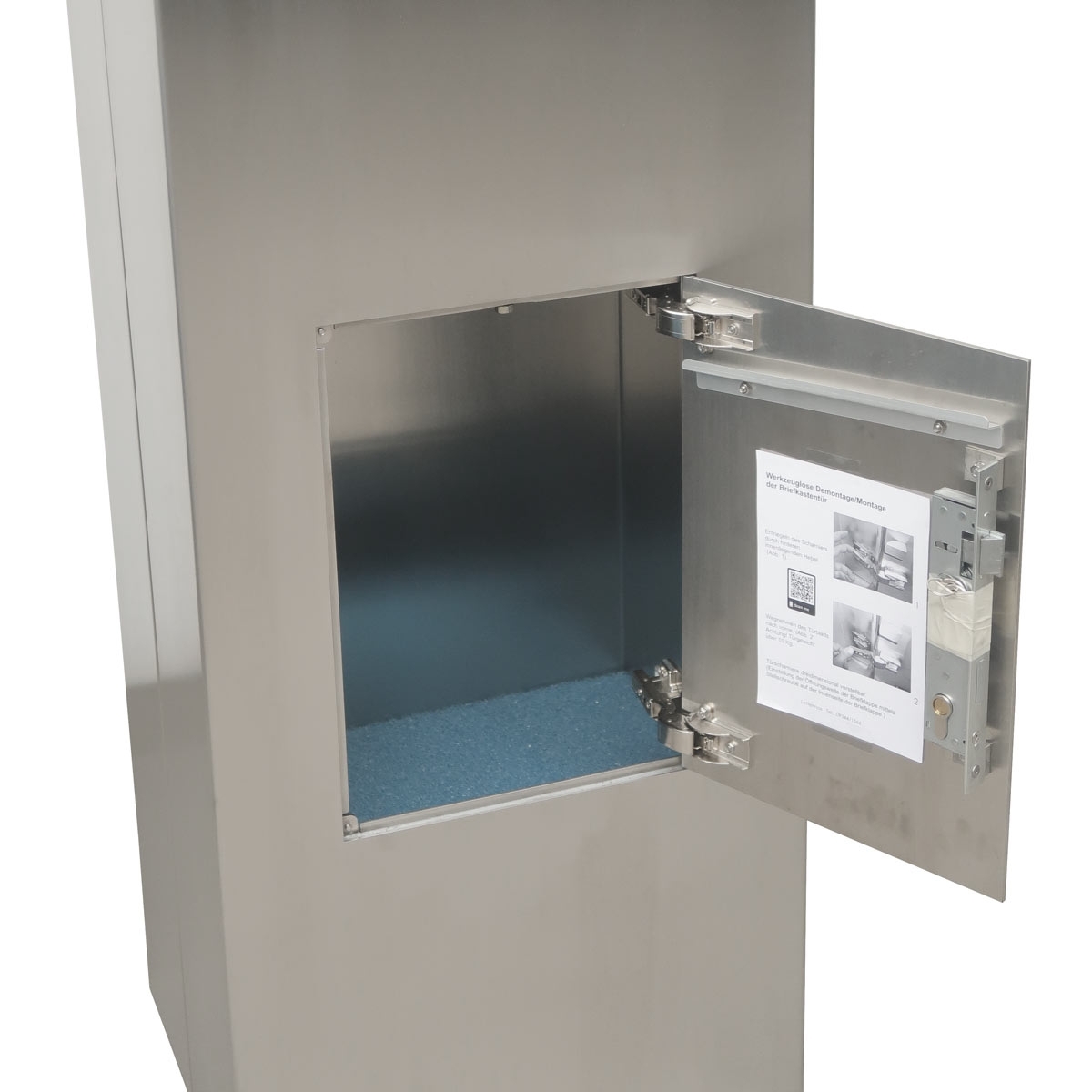 Sicherheits Standbriefkasten Typ 174B - Extra Volumen - Edelstahl geschliffen - Entnahme rückseitig Sicherheits Standbriefkasten Typ 174B - Extra Volumen - Edelstahl geschliffen - Entnahme rückseitig